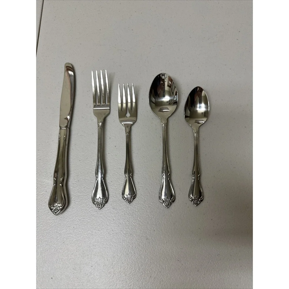 Oneida Arbor Rose - TRUE ROSE Stainless Silverware Flatware 5 Pc‎ Place Setting